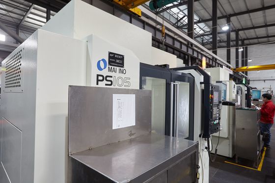 ASTM 뛰어난 주형 베이스 재료 주문 제작된 로고 0.01 밀리미터 허용한도